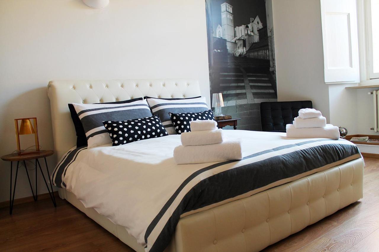 Via Giotto, 5 Apartment Асизи Екстериор снимка